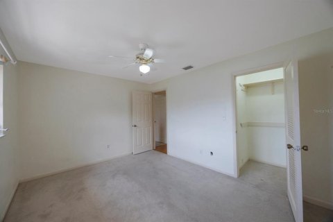 House in Clearwater, Florida 4 bedrooms, 228.17 sq.m. № 1858293 - photo 24