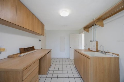 House in Clearwater, Florida 4 bedrooms, 228.17 sq.m. № 1858293 - photo 22
