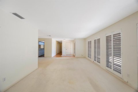 House in Clearwater, Florida 4 bedrooms, 228.17 sq.m. № 1858293 - photo 6