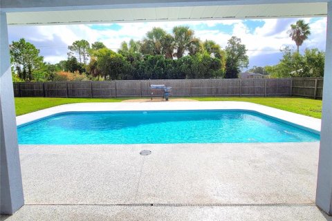 Casa en venta en Palatka, Florida, 3 dormitorios, 197.7 m2 № 1919043 - foto 12