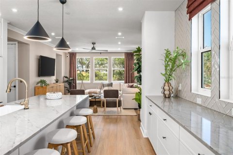 Adosado en venta en New Smyrna Beach, Florida, 3 dormitorios, 209.12 m2 № 2107079 - foto 8