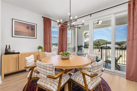 Adosado en venta en New Smyrna Beach, Florida, 3 dormitorios, 209.12 m2 № 2107079 - foto 10