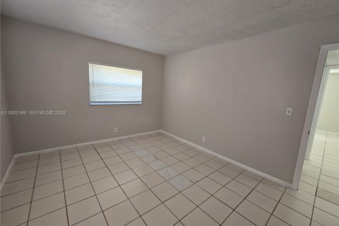 Touwnhouse à louer à Lauderhill, Floride: 2 chambres, 94.76 m2 № 2011083 - photo 12