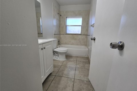 Touwnhouse à louer à Lauderhill, Floride: 2 chambres, 94.76 m2 № 2011083 - photo 10