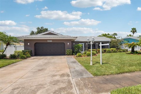 Casa en venta en Dunedin, Florida, 4 dormitorios, 210.24 m2 № 1852555 - foto 1