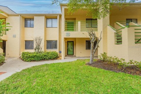 Condo in Orlando, Florida, 2 bedrooms № 2229275