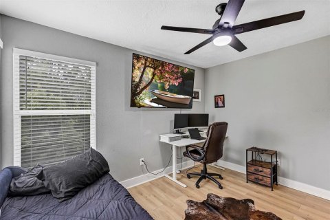 Casa en venta en Orlando, Florida, 4 dormitorios, 198.44 m2 № 1785609 - foto 27