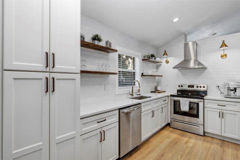 Casa en venta en Orlando, Florida, 4 dormitorios, 198.44 m2 № 1785609 - foto 11
