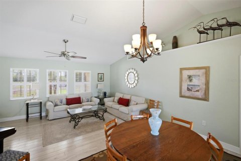 House in Rotonda, Florida 4 bedrooms, 220.36 sq.m. № 2102286 - photo 5