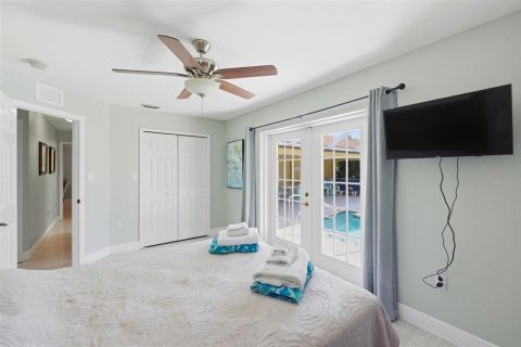 House in Rotonda, Florida 4 bedrooms, 220.36 sq.m. № 2102286 - photo 30