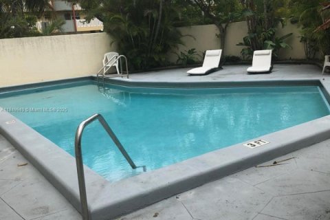 Copropriété à louer à Miami Beach, Floride: 1 chambre, 74.32 m2 № 1852410 - photo 11