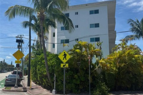 Copropriété à louer à Miami Beach, Floride: 1 chambre, 74.32 m2 № 1852410 - photo 22