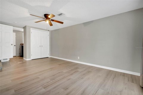 House in Mount Dora, Florida 2 bedrooms, 91.97 sq.m. № 1898684 - photo 7