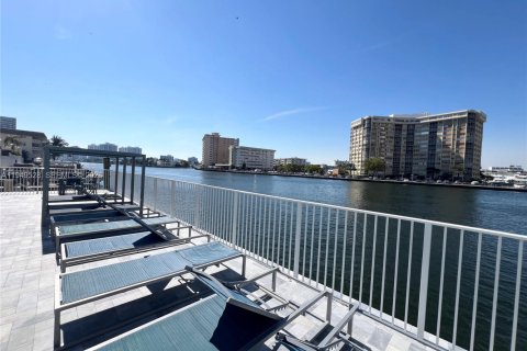 Купить кондоминиум в Халландейл-Бич, Флорида 2 спальни, 102.19м2, № 2005510 - фото 21