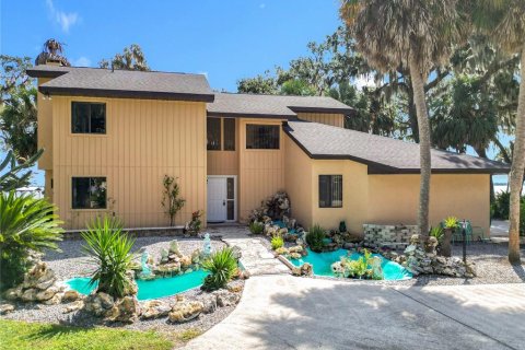 Casa en venta en Fruitland Park, Florida, 4 dormitorios, 229.47 m2 № 1899085 - foto 2