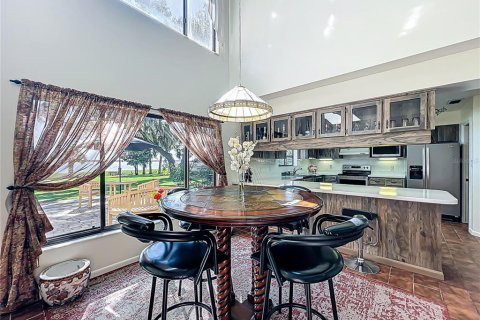 Casa en venta en Fruitland Park, Florida, 4 dormitorios, 229.47 m2 № 1899085 - foto 12
