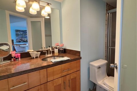 Condominio en alquiler en North Miami Beach, Florida, 2 dormitorios, 103.12 m2 № 2012896 - foto 7