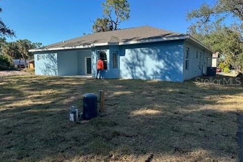 Casa en venta en Port Charlotte, Florida, 3 dormitorios, 153.75 m2 № 233989 - foto 6