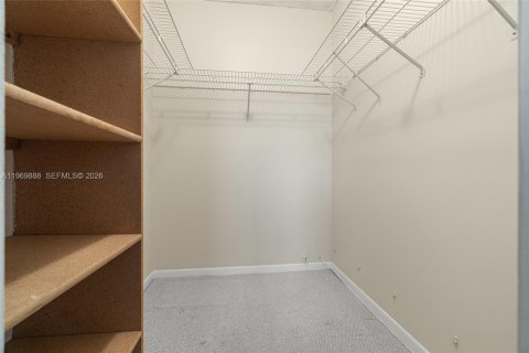 Condo in Tamarac, Florida, 2 bedrooms  № 2030693 - photo 21