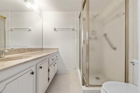 Condo in Tamarac, Florida, 2 bedrooms  № 2030693 - photo 20