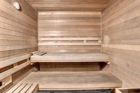 Condo in Lauderdale Lakes, Florida, 1 bedroom  № 1956011 - photo 27