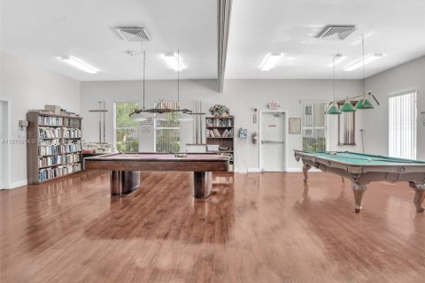 Condo in Lauderdale Lakes, Florida, 1 bedroom  № 1956011 - photo 30