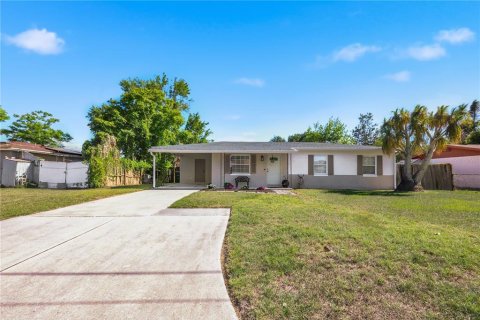 Villa ou maison à Longwood, Floride 3 chambres, 111.48 m2 № 2125005