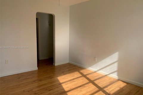 Condominio en venta en Aventura, Florida, 1 dormitorio, 71.35 m2 № 1892865 - foto 7