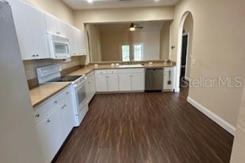Casa en venta en Lakeland, Florida, 3 dormitorios, 192.87 m2 № 2226657 - foto 6