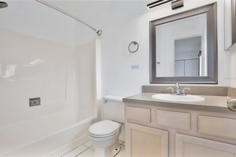 Touwnhouse à vendre à Altamonte Springs, Floride: 2 chambres, 123.37 m2 № 2211339 - photo 18