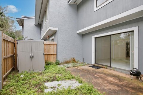 Touwnhouse à vendre à Altamonte Springs, Floride: 2 chambres, 123.37 m2 № 2211339 - photo 21