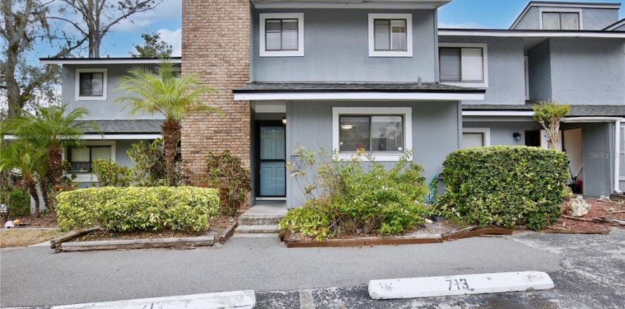 Touwnhouse à Altamonte Springs, Floride 2 chambres, 123.37 m2 № 2211339