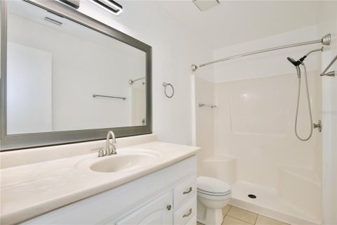 Touwnhouse à vendre à Altamonte Springs, Floride: 2 chambres, 123.37 m2 № 2211339 - photo 15