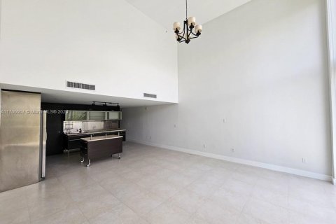 Condominio en venta en Miami Beach, Florida, 1 dormitorio, 93.92 m2 № 1864439 - foto 4