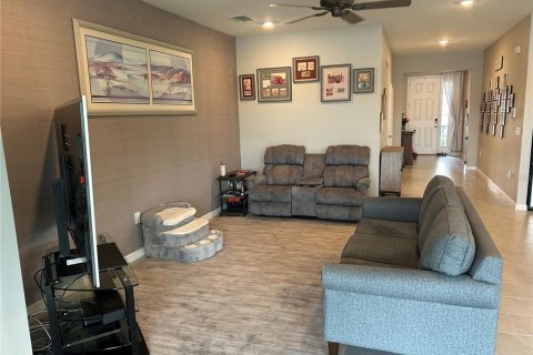 Casa en venta en Odessa, Florida, 4 dormitorios, 189.61 m2 № 1913456 - foto 14