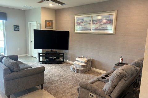 Casa en venta en Odessa, Florida, 4 dormitorios, 189.61 m2 № 1913456 - foto 12