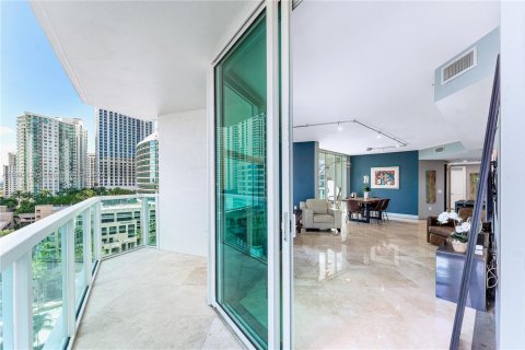 Condo in Fort Lauderdale, Florida, 2 bedrooms  № 1948658 - photo 5