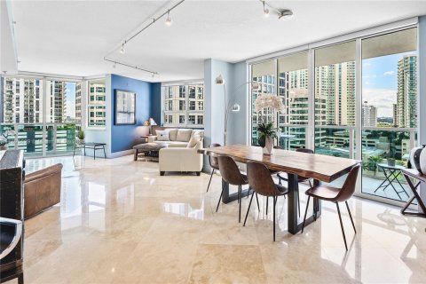 Condo in Fort Lauderdale, Florida, 2 bedrooms  № 1948658 - photo 1