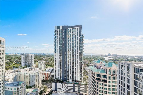 Condo in Fort Lauderdale, Florida, 2 bedrooms  № 1948658 - photo 20