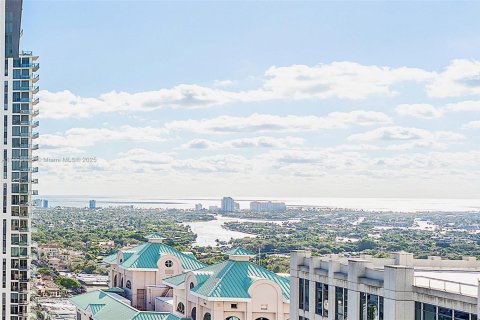 Condo in Fort Lauderdale, Florida, 2 bedrooms  № 1948658 - photo 21