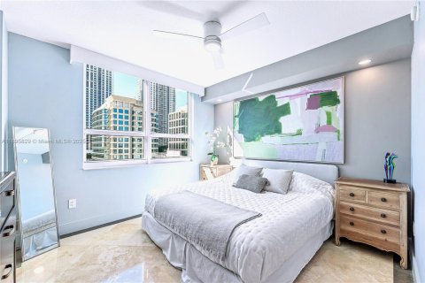 Condo in Fort Lauderdale, Florida, 2 bedrooms  № 1948658 - photo 11