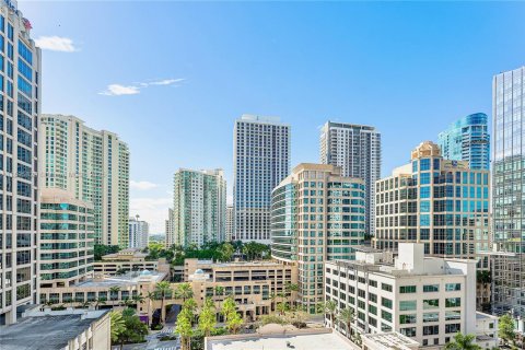 Condo in Fort Lauderdale, Florida, 2 bedrooms  № 1948658 - photo 6