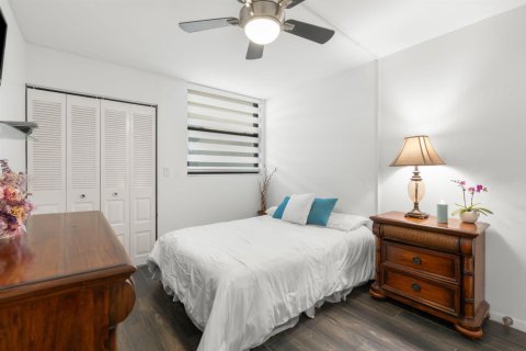 Condominio en venta en Oakland Park, Florida, 2 dormitorios, 85.47 m2 № 2083372 - foto 18