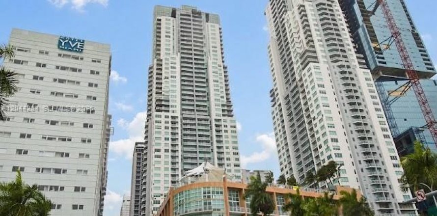 Condo in Miami, Florida, 1 bedroom  № 2178311