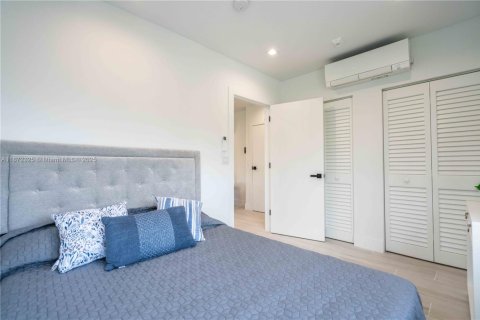 Apartment in Miami Beach, Florida 1 bedroom № 1920287 - photo 14