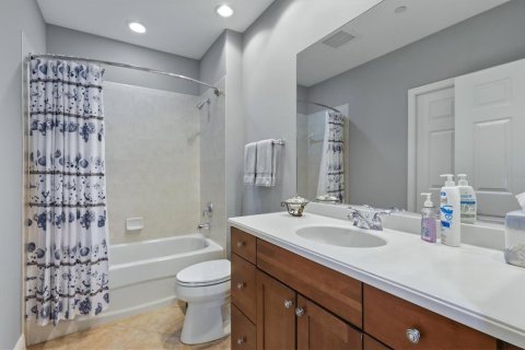 Copropriété à vendre à Lakewood Ranch, Floride: 3 chambres, 178.09 m2 № 2210637 - photo 24