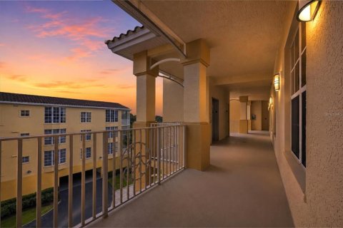 Copropriété à vendre à Lakewood Ranch, Floride: 3 chambres, 178.09 m2 № 2210637 - photo 4
