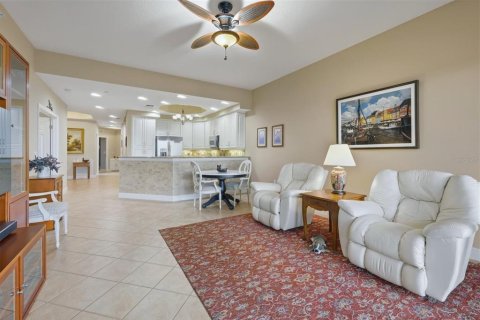 Copropriété à vendre à Lakewood Ranch, Floride: 3 chambres, 178.09 m2 № 2210637 - photo 13