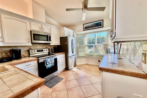 House in Hobe Sound, Florida 2 bedrooms, 104.89 sq.m. № 1478347 - photo 9