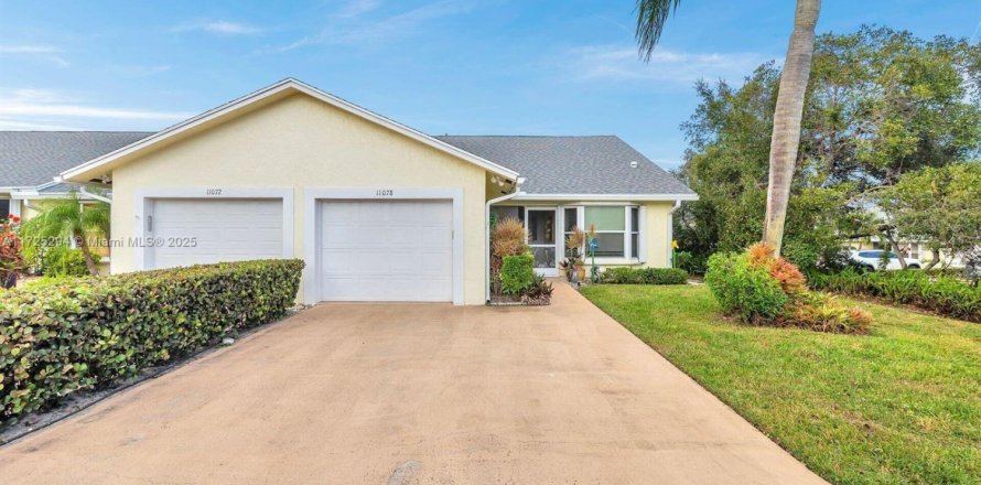 House in Hobe Sound, Florida 2 bedrooms, 104.89 sq.m. № 1478347
